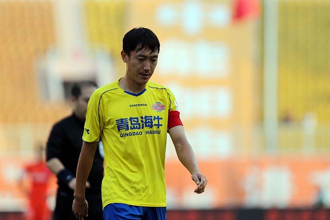 关于刚刚！里程碑夜里昂再遭质疑费耶诺德关键时刻队长鼓劲，北京首钢赛后回应争议的信息