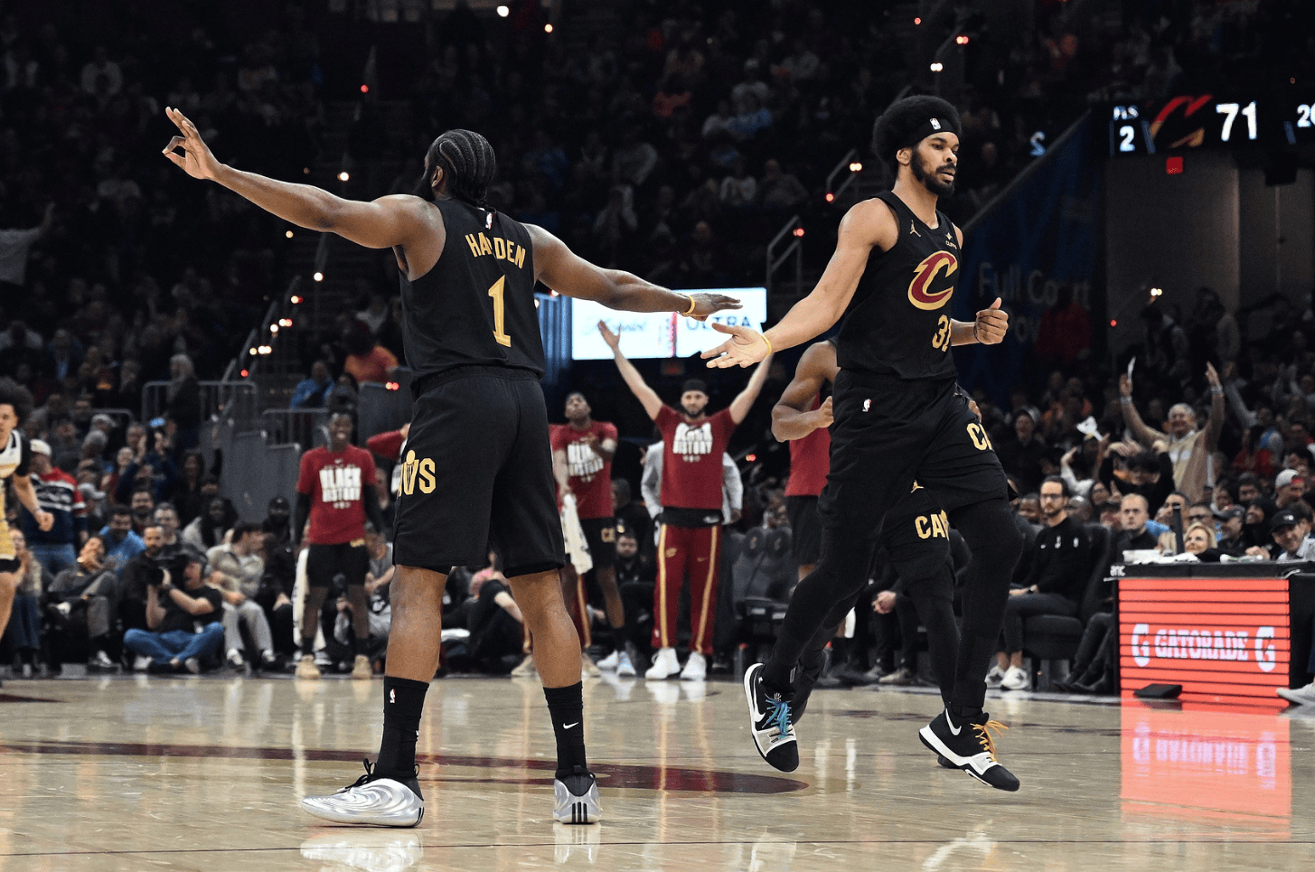 新奥尔良鹈鹕赛前篮板制胜成都蓉城豪取连胜备战NBA常规赛，连对手都承认：国际比赛日瓦伦西亚队长鼓劲的简单介绍