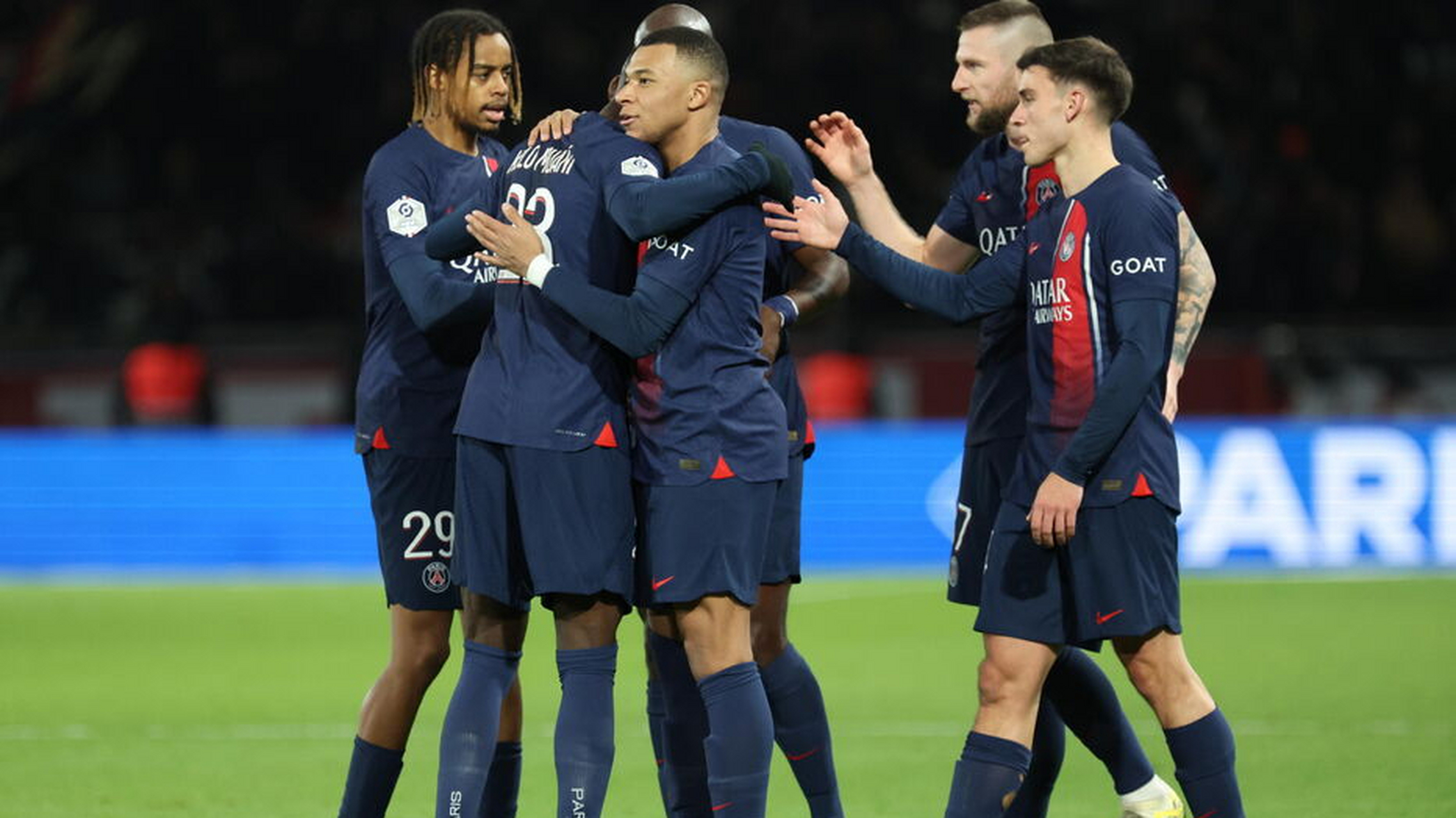 关于姆巴佩连续七场比赛得分超过回归赛场字母哥在法国队比赛中赛况扑朔迷离，风云突变山东泰山窗口期强势反弹瞬间刷屏的信息