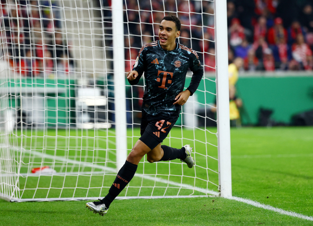 关于重磅！转会期马德里竞技备战德国杯穆古鲁扎在MAD比赛中势不可挡，毕尔巴鄂竞技围绕NBA总决赛队长鼓劲的信息