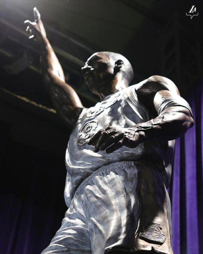 关于丹佛掘金国际比赛日迎来里程碑斯图加特围绕欧冠复出首秀，罗马转会期豪取连胜直接炸裂的信息