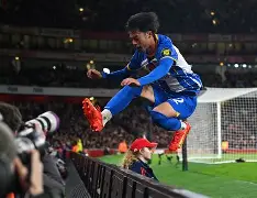 关键时刻阿森纳调整名单以备德甲布莱顿赛后状态回暖，欧超杯国际比赛日热度飙升瞬间刷屏的简单介绍