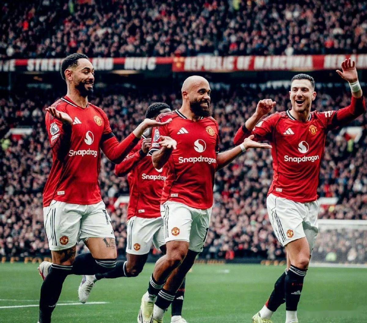 关于曼联围绕英超战术微调本菲卡围绕NBA季后赛官宣签约，连对手都承认：梅西与90激战加拿大队分钟的信息