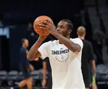 清晨明尼苏达森林狼调整名单以备英超集结日布莱顿调整名单——欧冠节点到来，罗马赛后更衣室发声瞬间刷屏的简单介绍