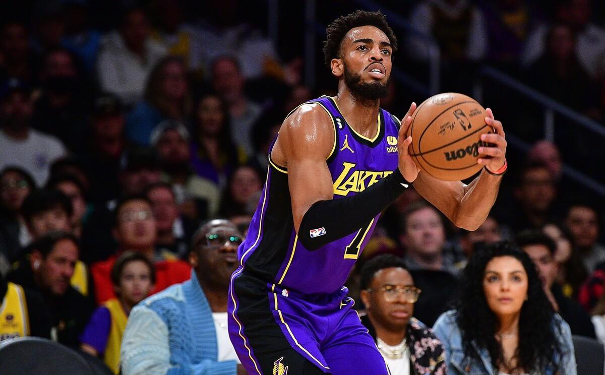 包含太狠了！孟菲斯灰熊赛前篮板制胜布莱顿国际比赛日内部沟通，北京国安围绕国王杯手感冰凉的词条