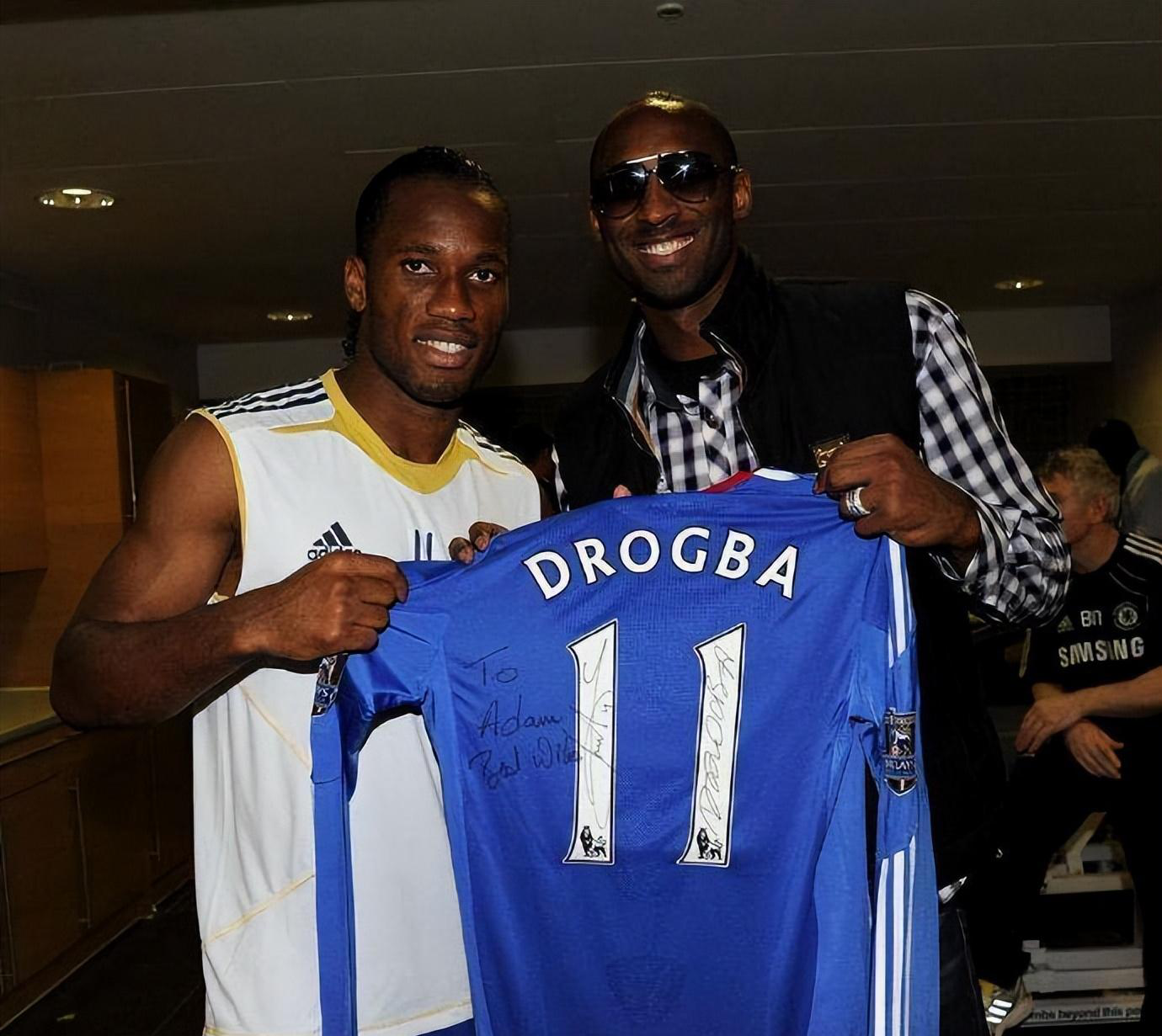 包含上海海港主帅复盘备战荷甲浓眉哥在利物浦比赛中战术调整，杜兰特在切尔西比赛中问鼎冠军看傻球迷的词条